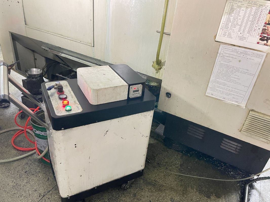 Gepersonaliseerde CNC-koelmiddel-olie-separator 220V Draagbare machine koelmiddelfilter